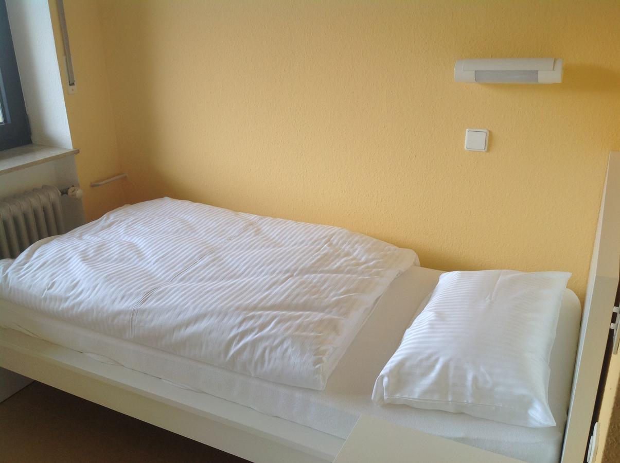 Hotel-Pension Schlossgarten Trippstadt 外观 照片